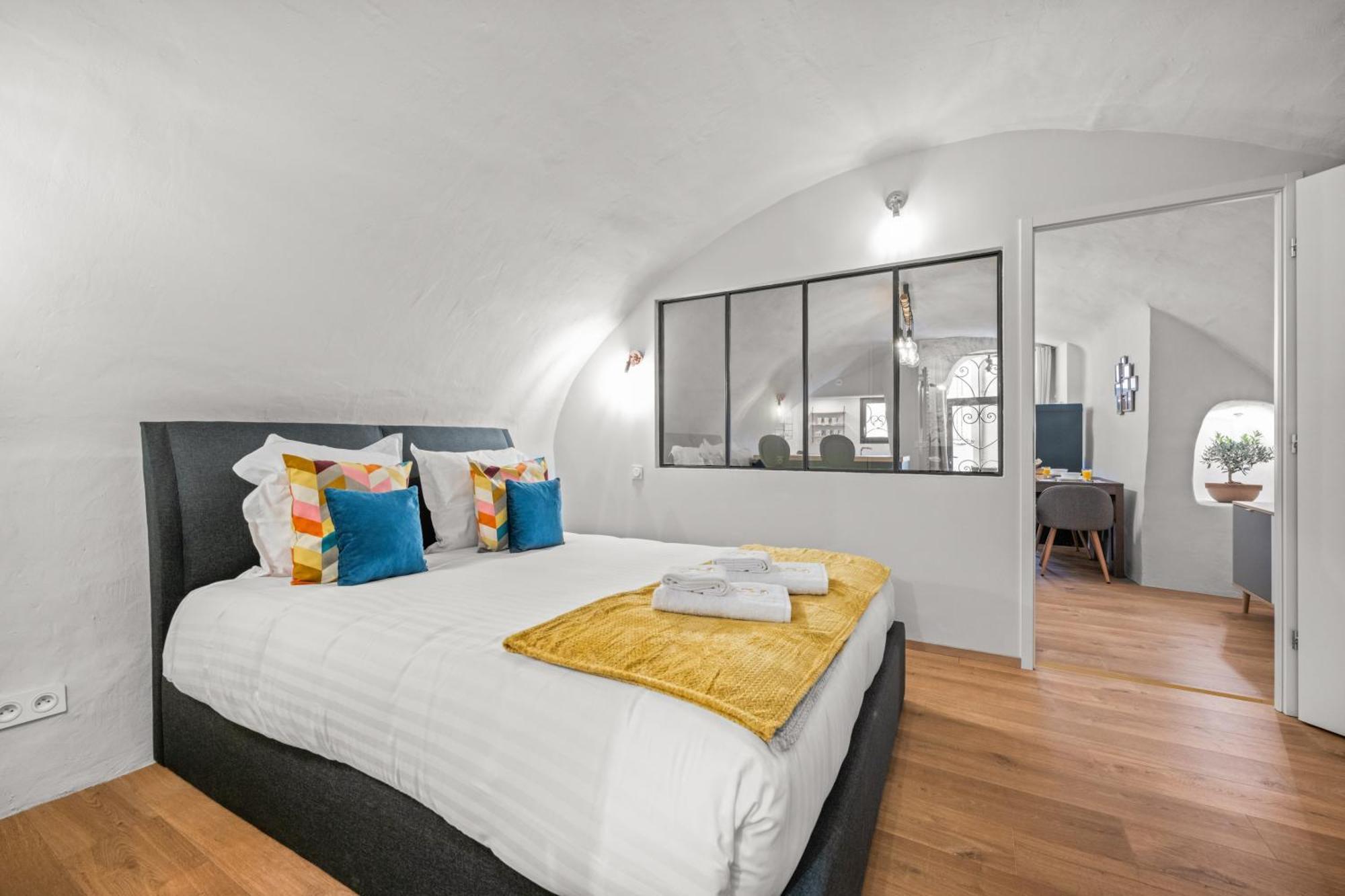 Le Coq Grimaldi - Wifi - Air Conditioning - Quiet โรกบรูน-กัป-มาร์แต็ง ภายนอก รูปภาพ