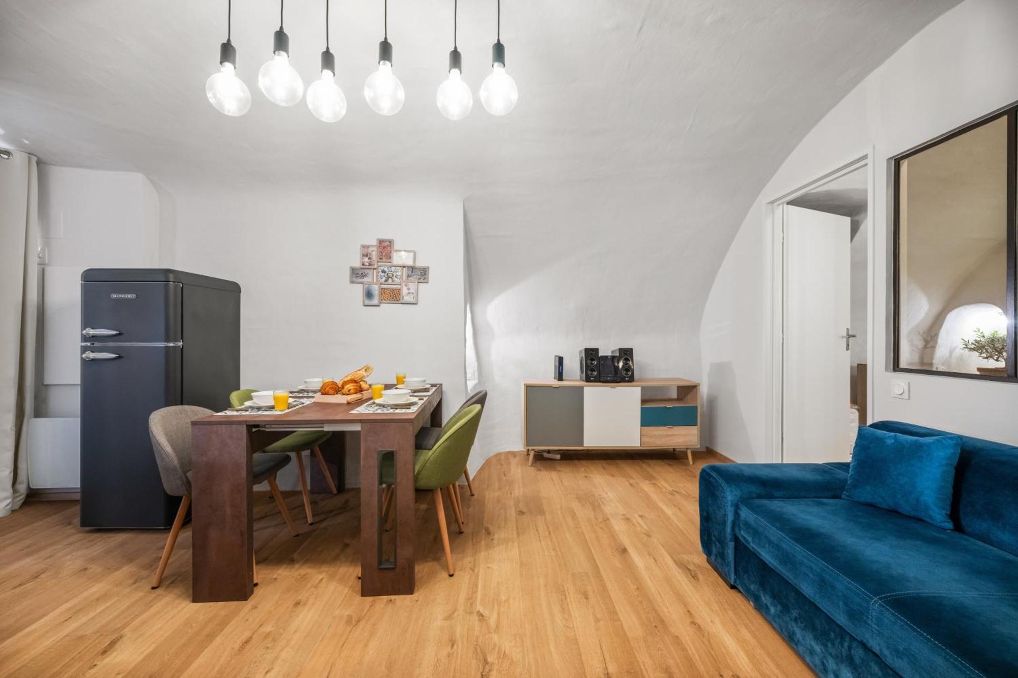 Le Coq Grimaldi - Wifi - Air Conditioning - Quiet โรกบรูน-กัป-มาร์แต็ง ภายนอก รูปภาพ